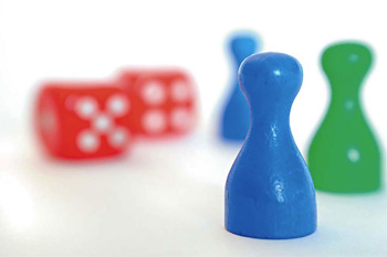 Würfel und Spielsteine